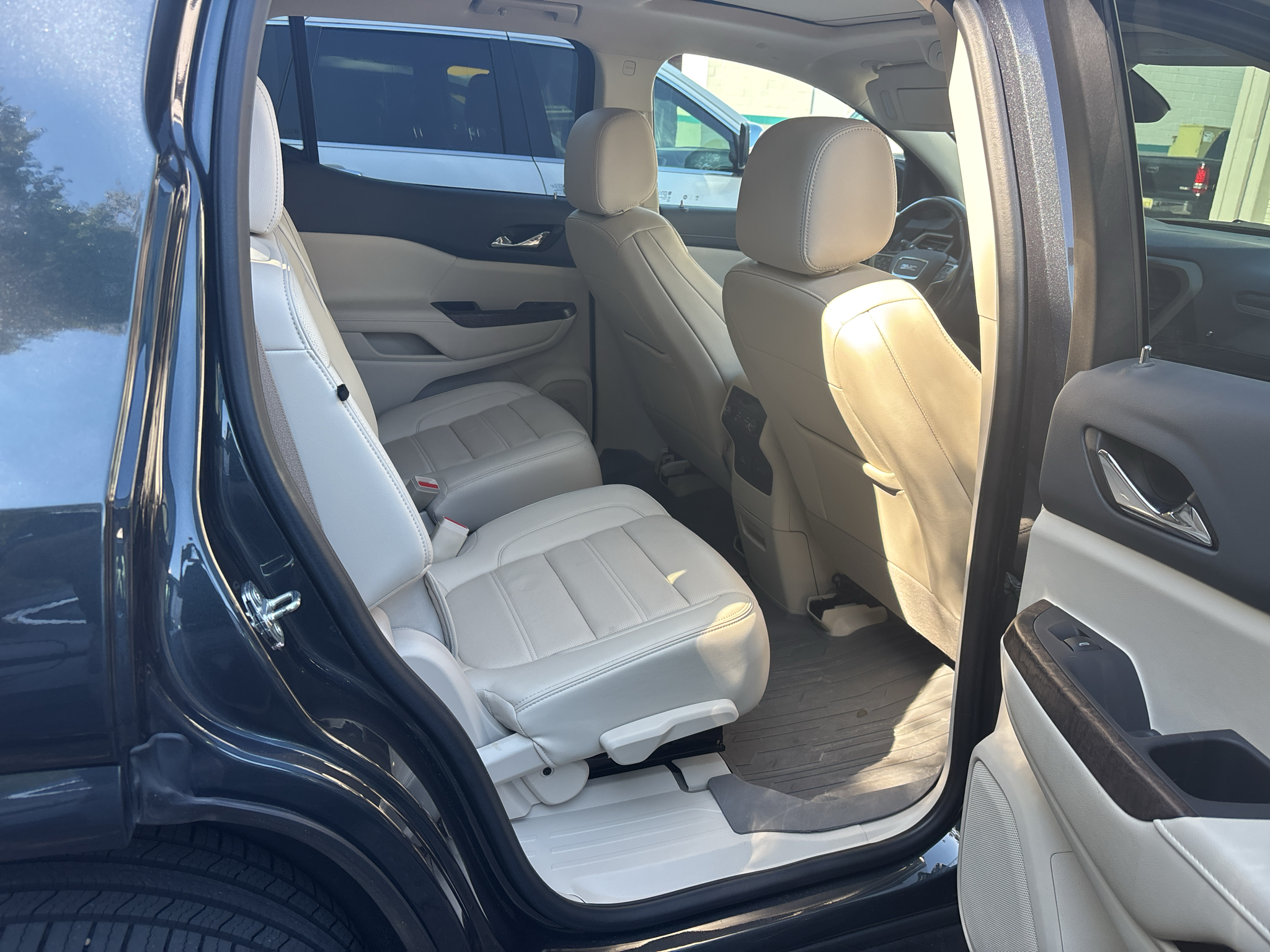 Used 2021 GMC Acadia SUV