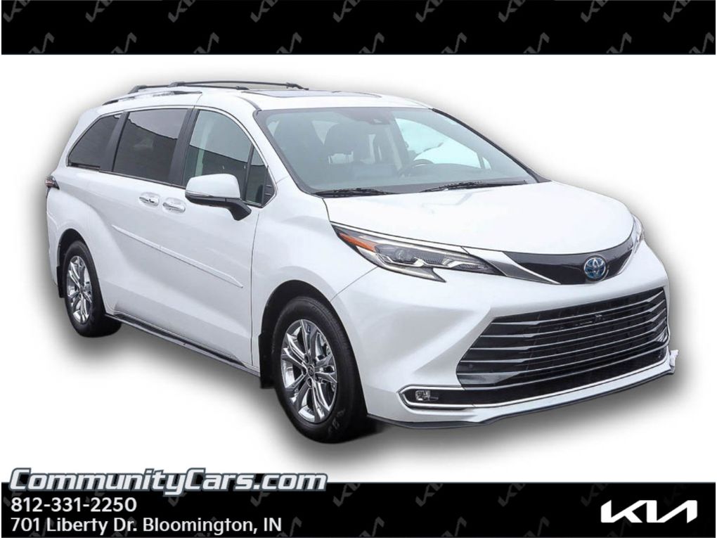 Toyota Sienna Platinum 7-Passenger AWD