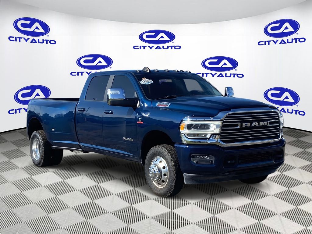2024 RAM Ram 3500 Pickup Laramie's photo
