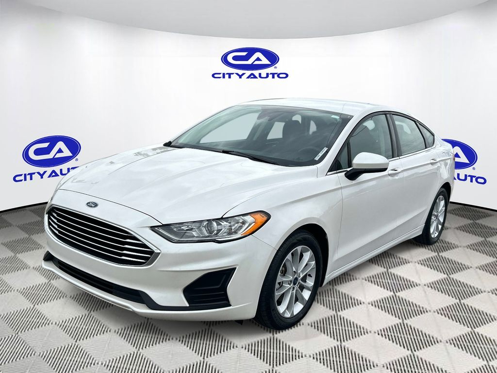 2020 Ford Fusion SE FWD's photo
