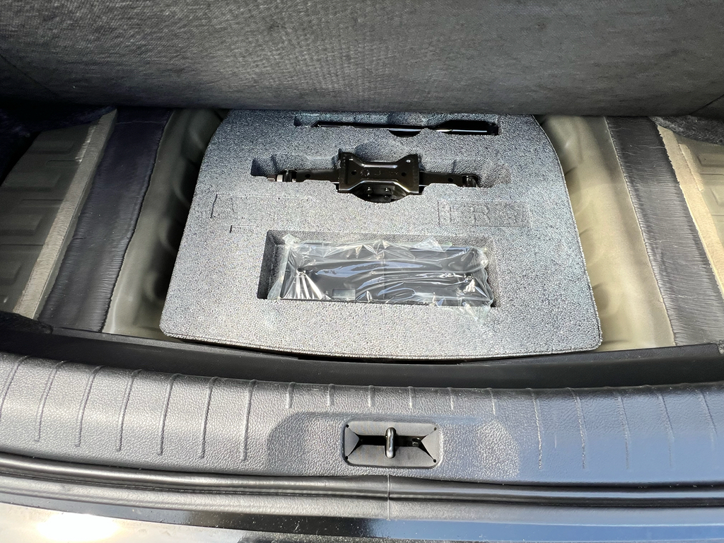 2025 Nissan Altima SV - Photo 19