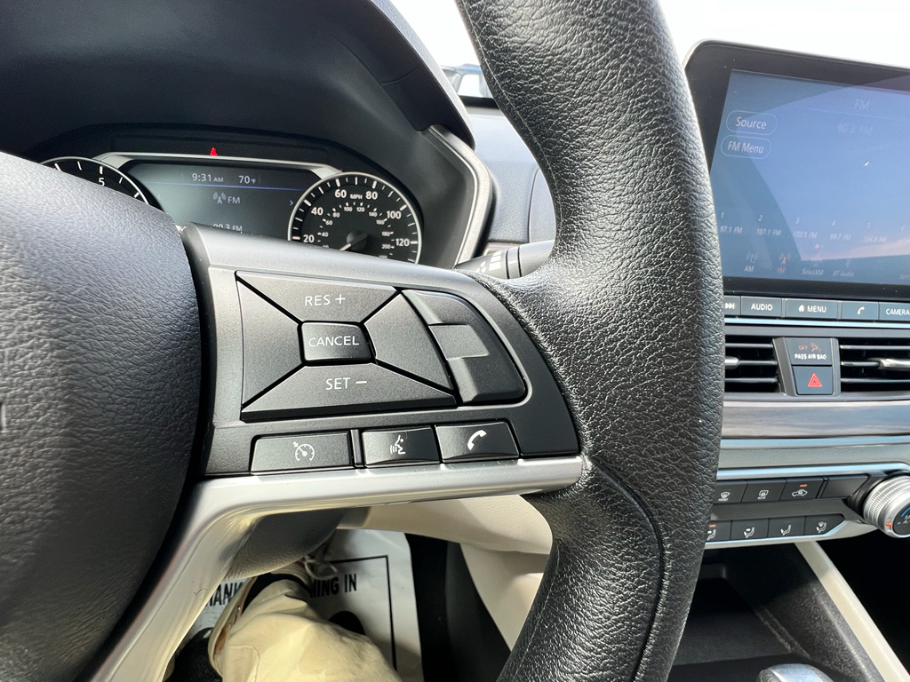 2025 Nissan Altima SV - Photo 30
