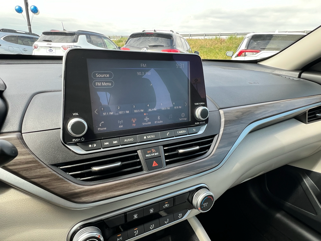 2025 Nissan Altima SV - Photo 33
