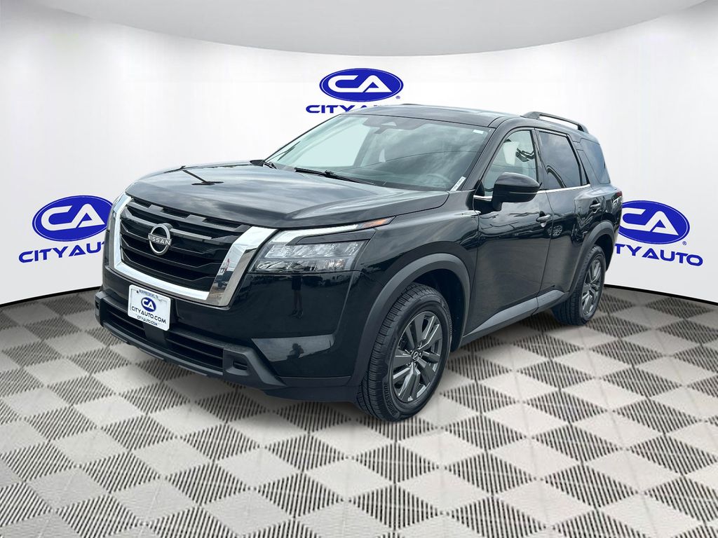 2024 Nissan Pathfinder SV 4WD's photo