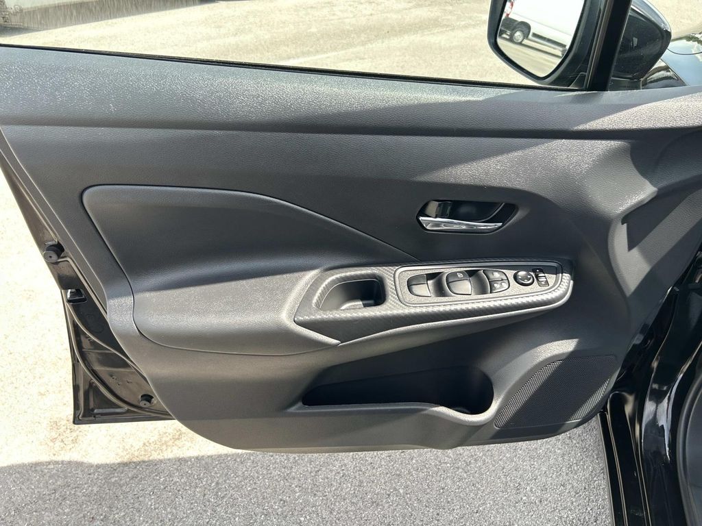 2025 Nissan Versa Sedan SV - Photo 20
