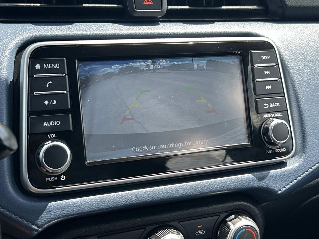 2025 Nissan Versa Sedan SV - Photo 22