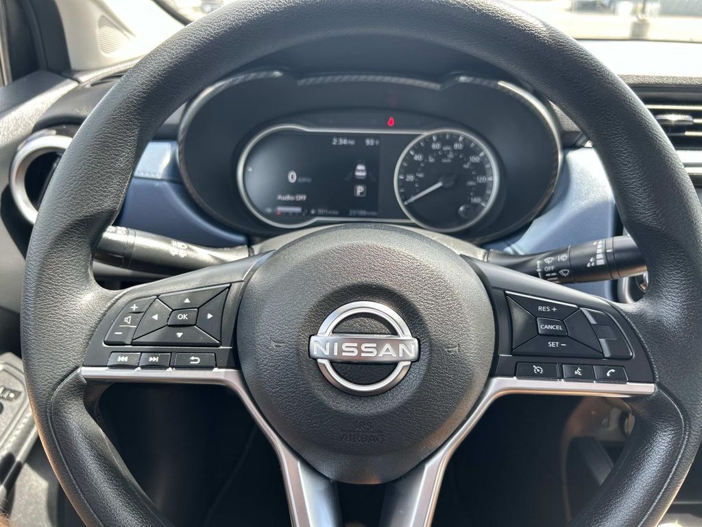 2025 Nissan Versa Sedan SV - Photo 27