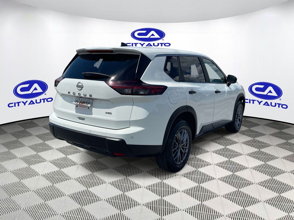 Used 2024 Nissan Rogue SUV