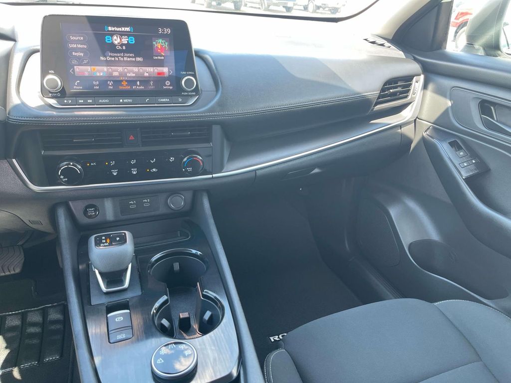 Used 2024 Nissan Rogue SUV