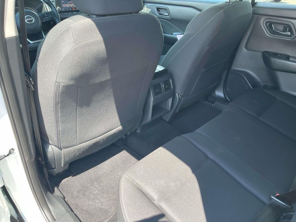 Used 2024 Nissan Rogue SUV