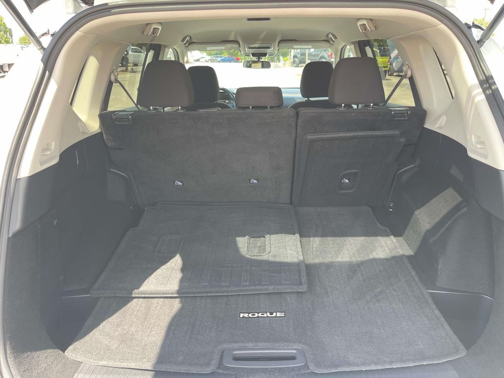 Used 2024 Nissan Rogue SUV