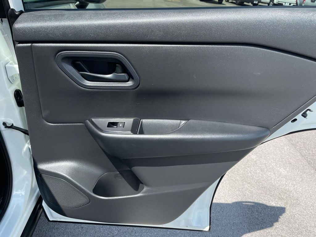Used 2024 Nissan Rogue SUV