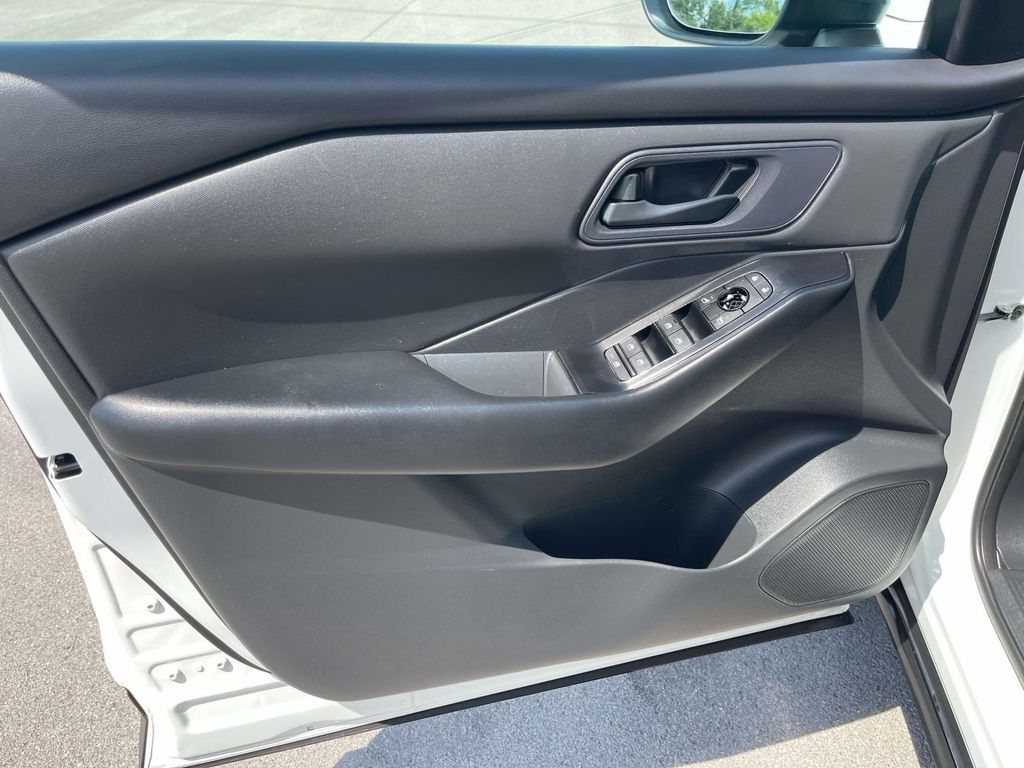 Used 2024 Nissan Rogue SUV