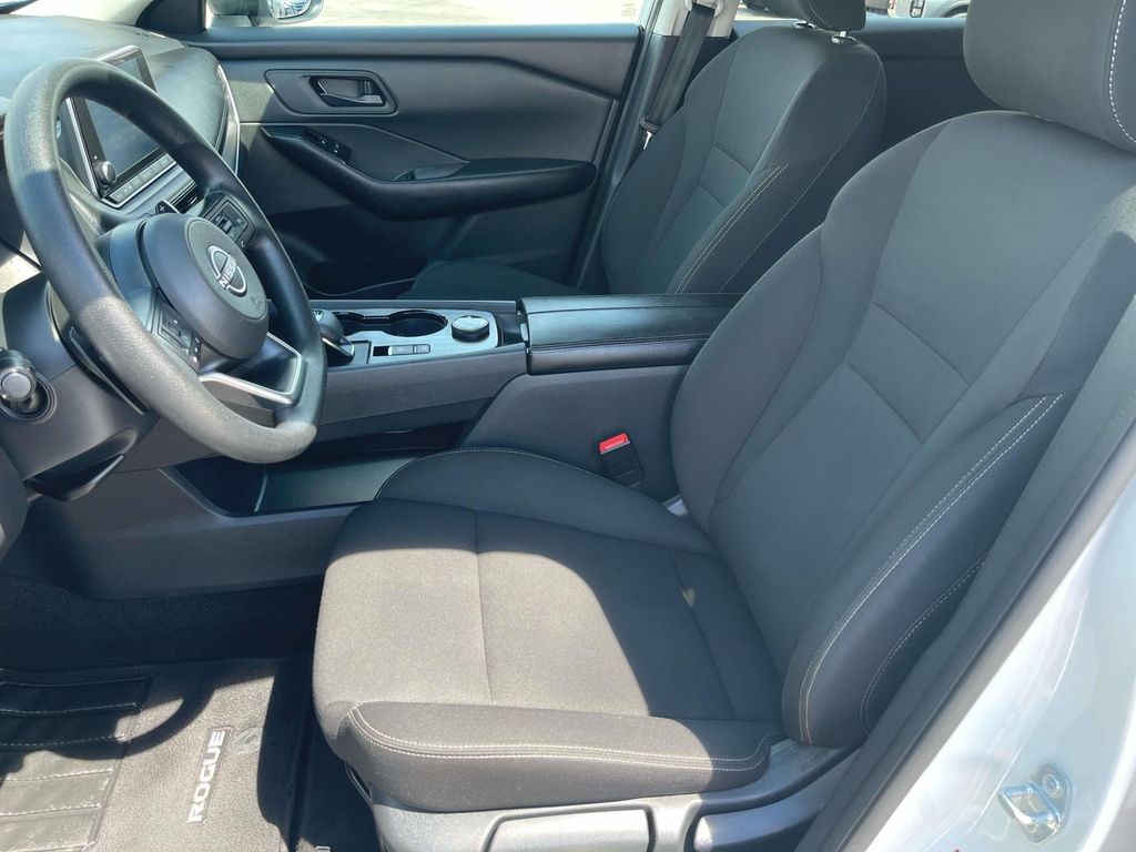 Used 2024 Nissan Rogue SUV