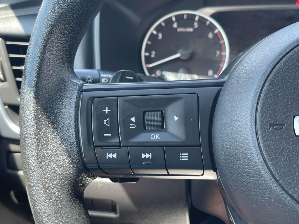 Used 2024 Nissan Rogue SUV