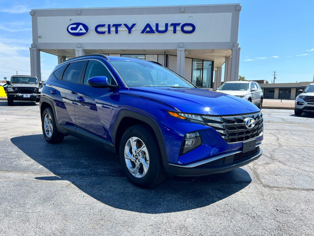 Vehicle photo 1