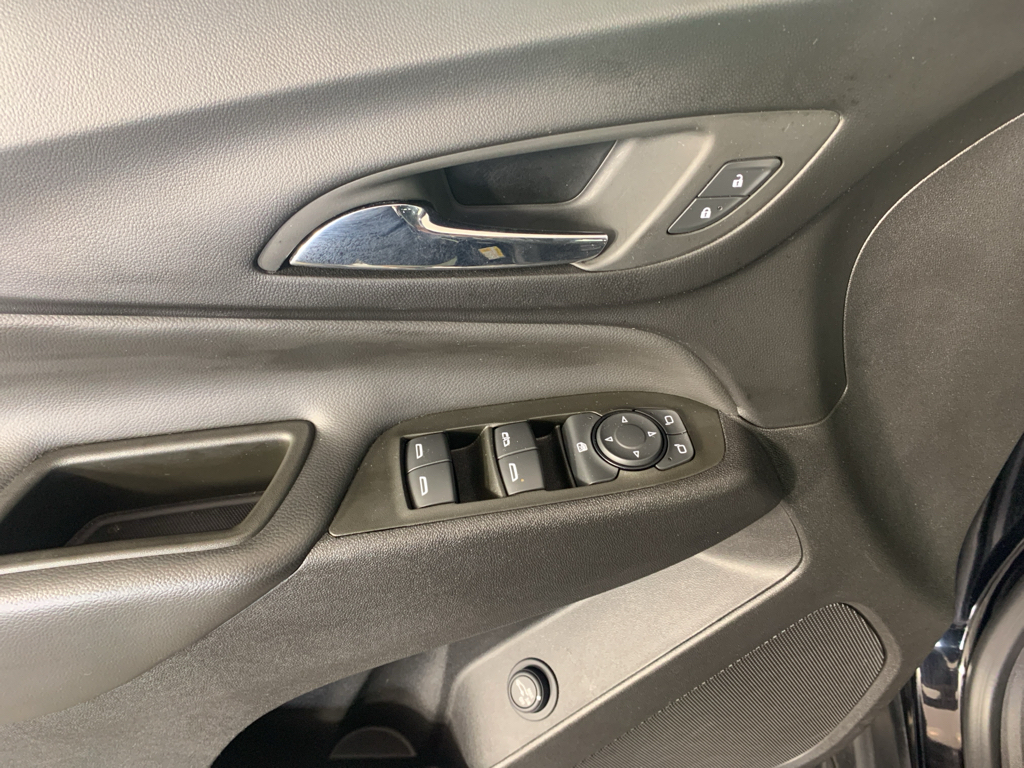 Used 2023 Chevrolet Equinox SUV