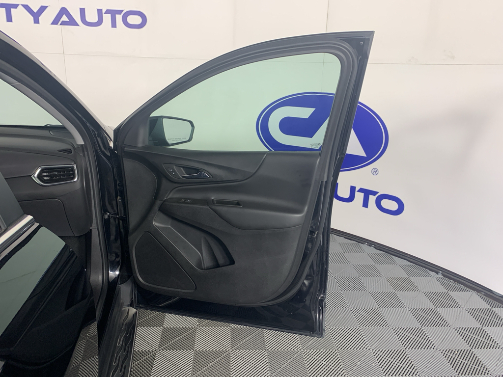 Used 2023 Chevrolet Equinox SUV
