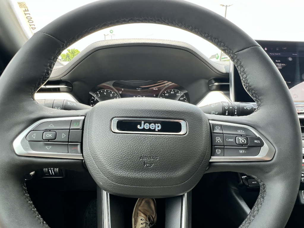 Used 2025 Jeep Compass SUV