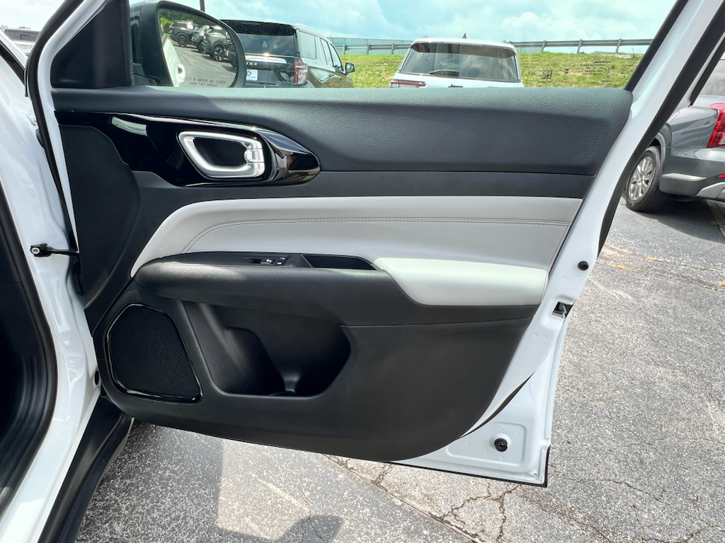 Used 2025 Jeep Compass SUV