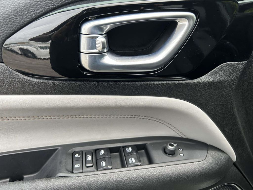Used 2025 Jeep Compass SUV