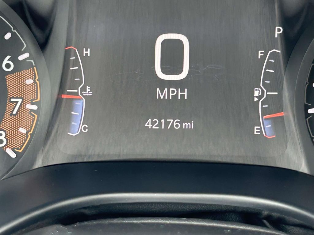 Used 2025 Jeep Compass SUV