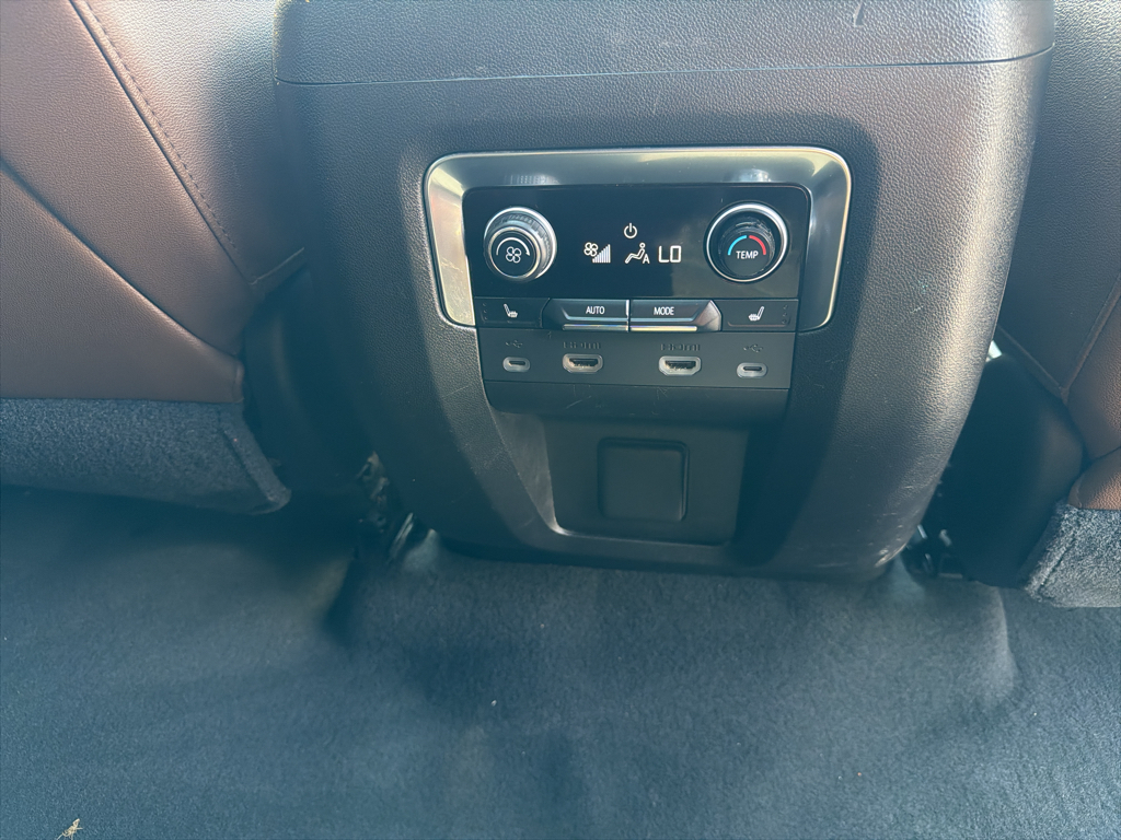 Used 2021 Chevrolet Suburban 1500 SUV