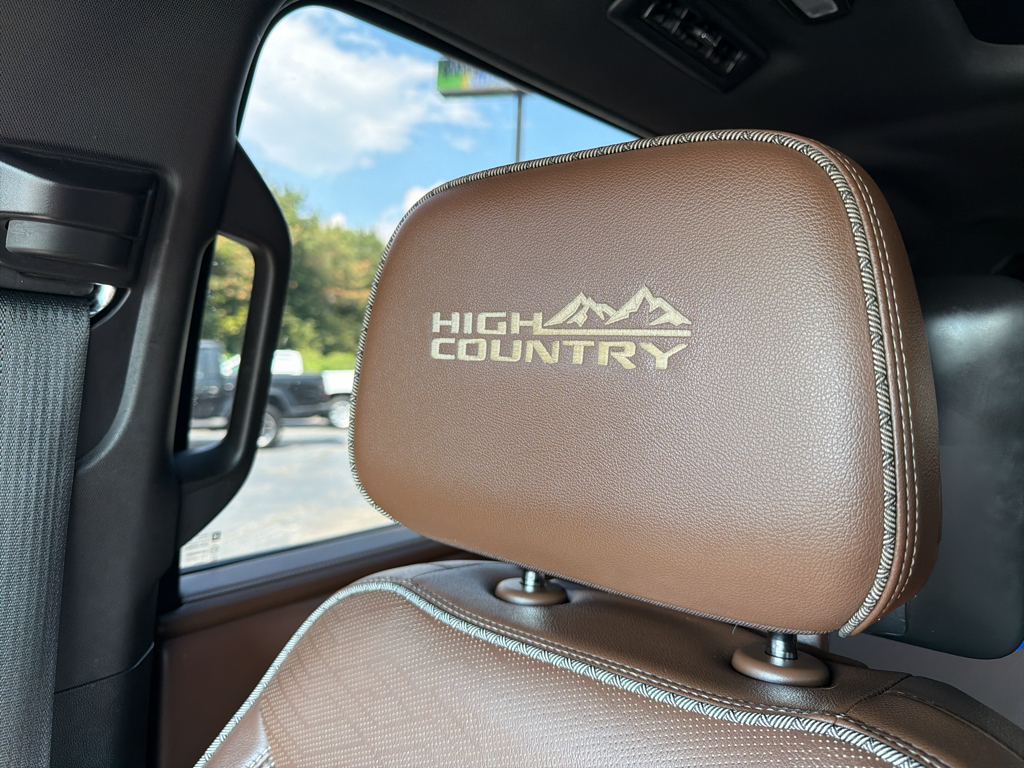 Used 2021 Chevrolet Suburban 1500 SUV