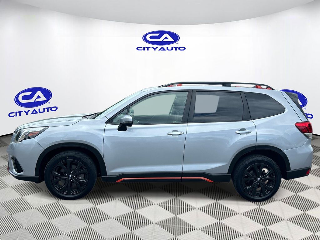 Vehicle photo 7