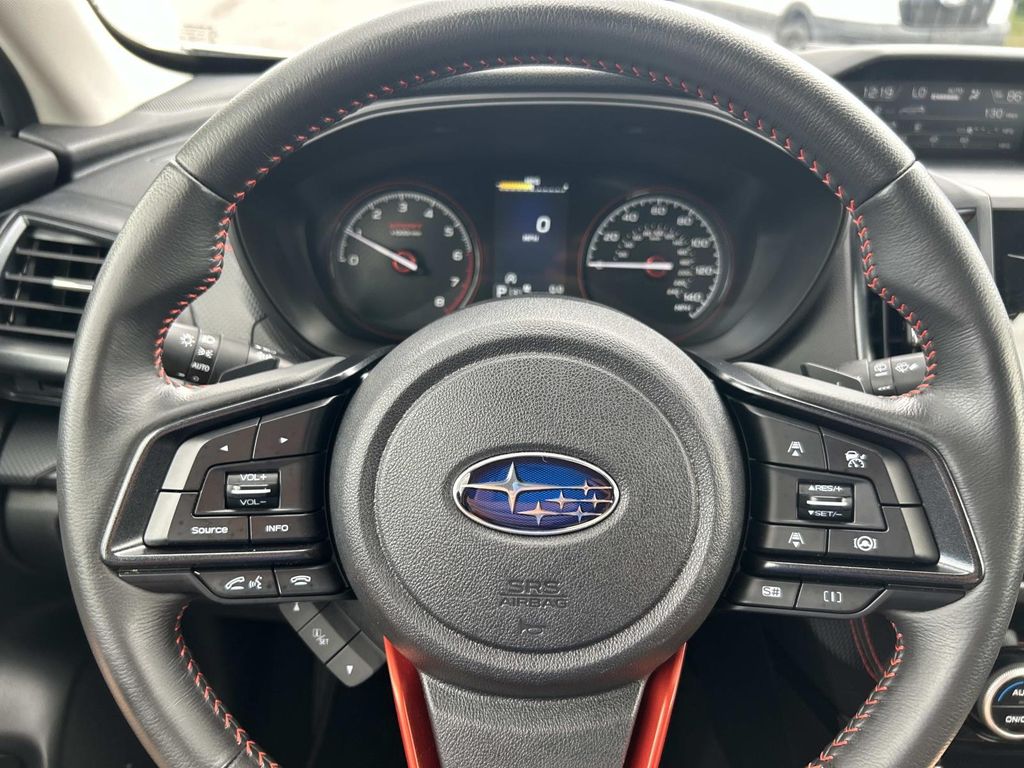 Vehicle photo 35