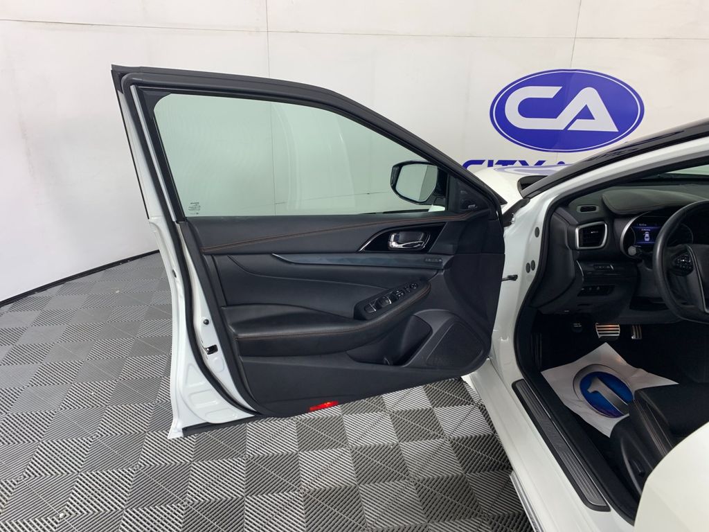 Used 2023 Nissan Maxima Sedan