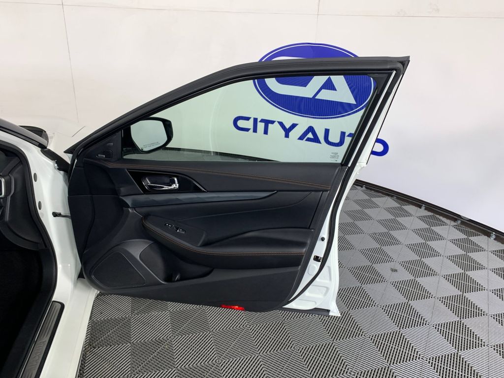 Used 2023 Nissan Maxima Sedan