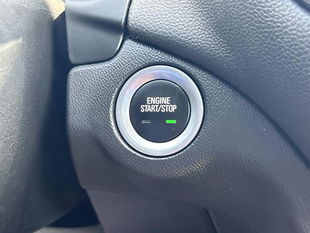 Used 2022 Chevrolet Equinox SUV