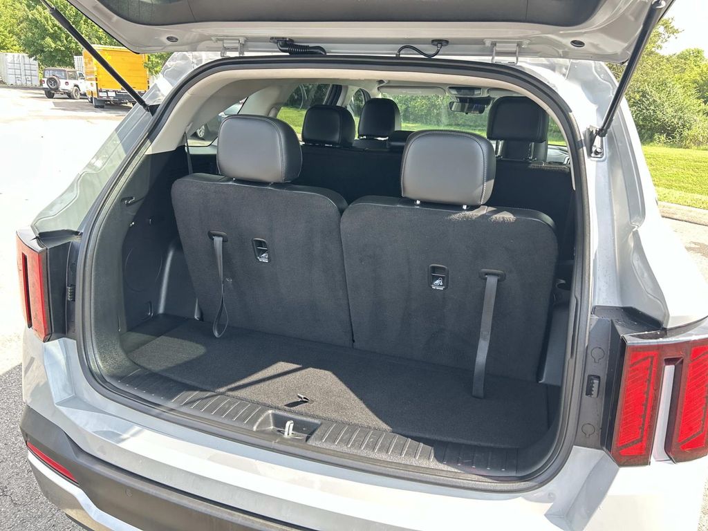 Used 2025 Kia Sorento SUV