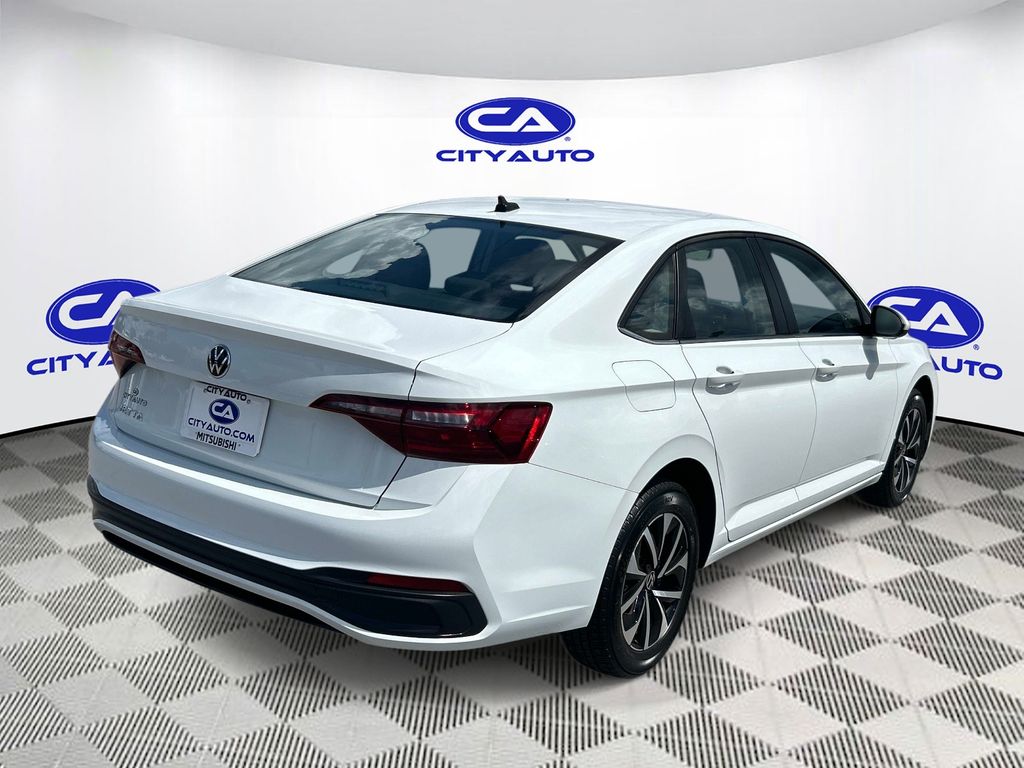 Used 2024 Volkswagen Jetta Sedan