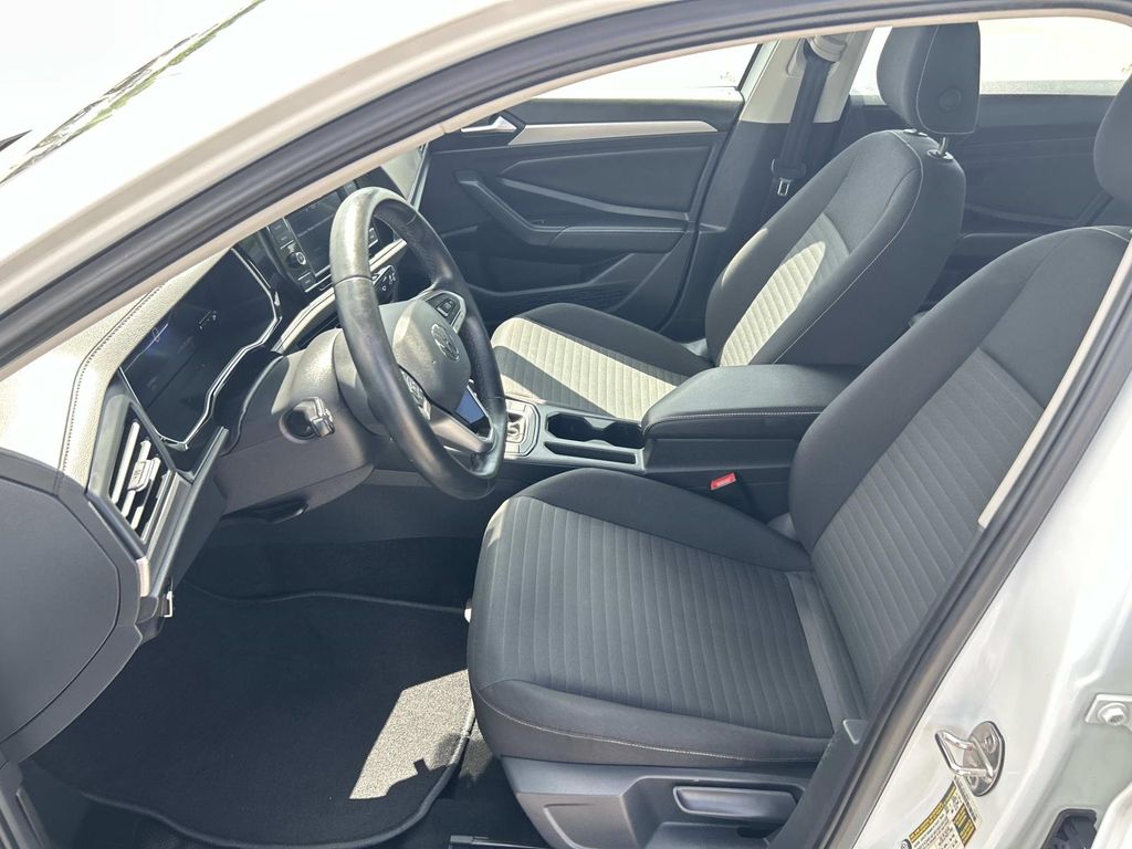 Used 2024 Volkswagen Jetta Sedan