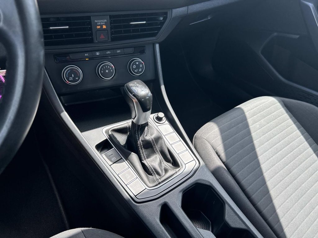 Used 2024 Volkswagen Jetta Sedan