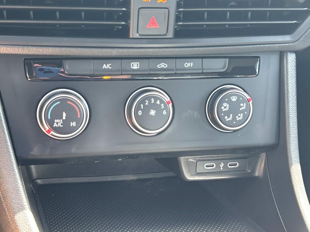 Used 2024 Volkswagen Jetta Sedan