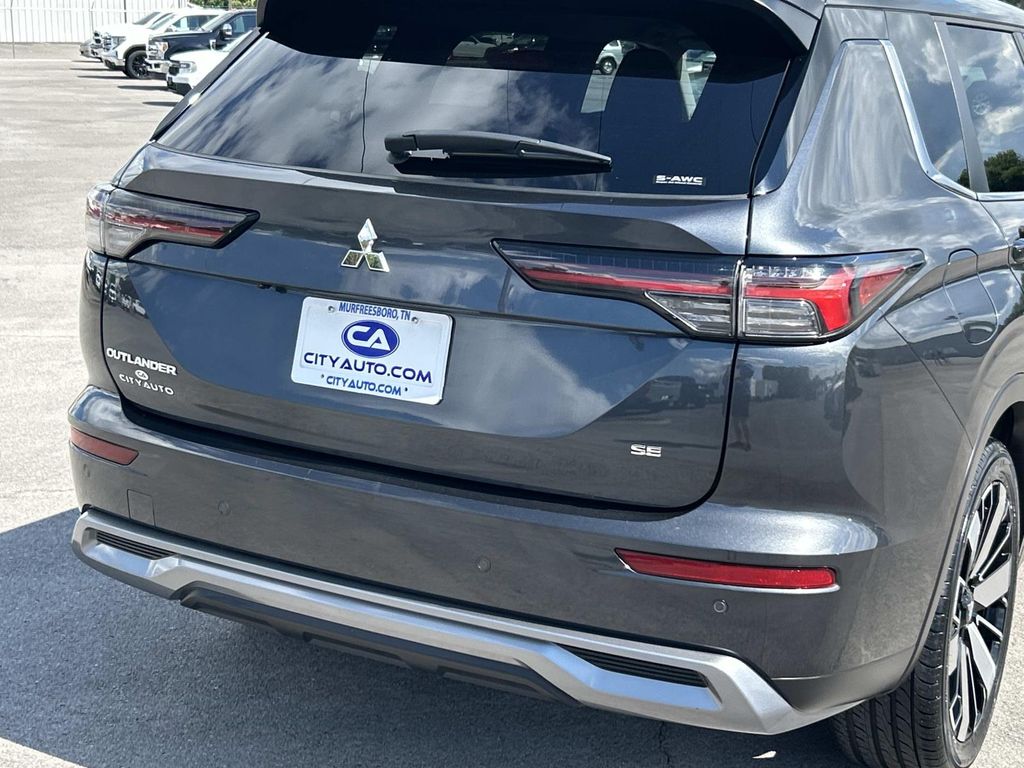 Used 2025 Mitsubishi Outlander SUV