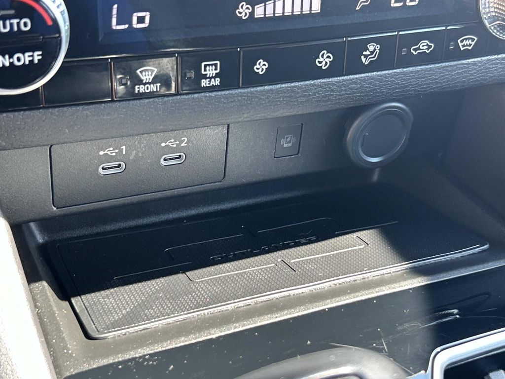 Used 2025 Mitsubishi Outlander SUV
