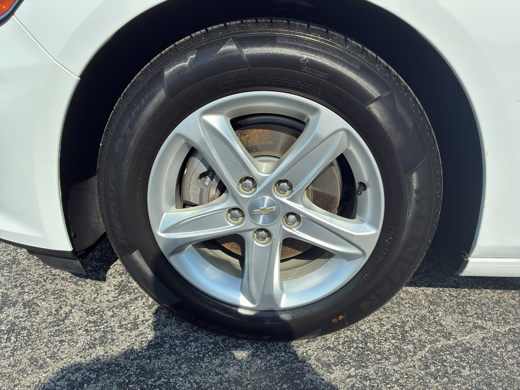 Used 2023 Chevrolet Malibu Sedan