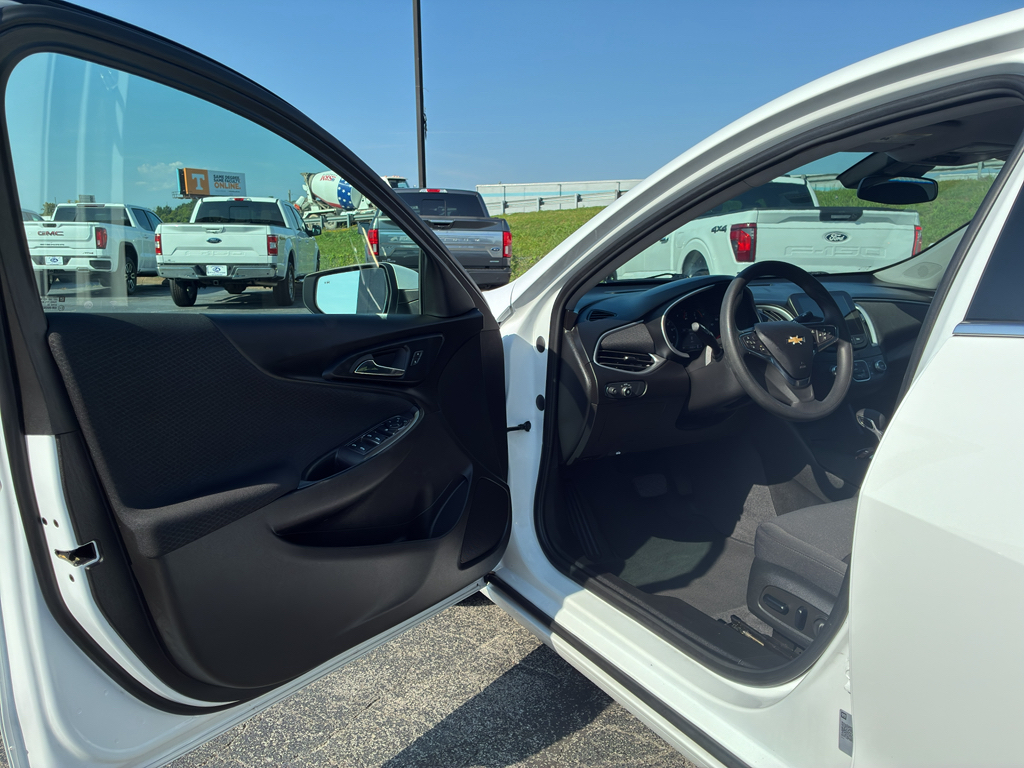 Used 2023 Chevrolet Malibu Sedan