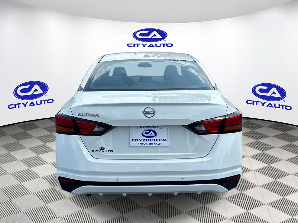 Used 2025 Nissan Altima Sedan
