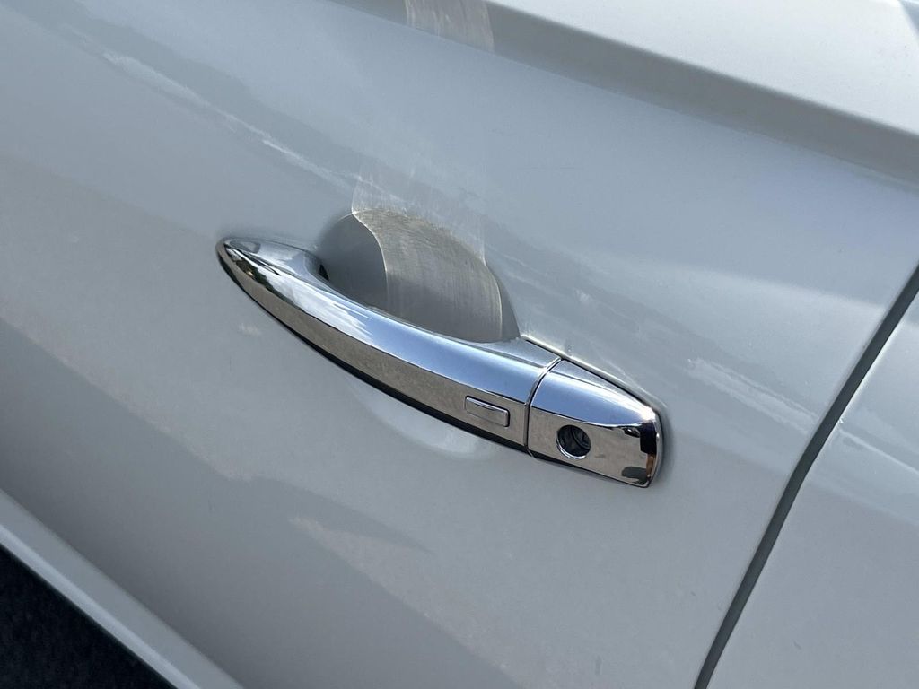Used 2025 Nissan Altima Sedan