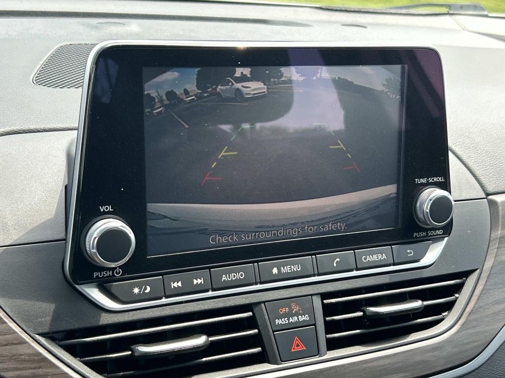Used 2025 Nissan Altima Sedan
