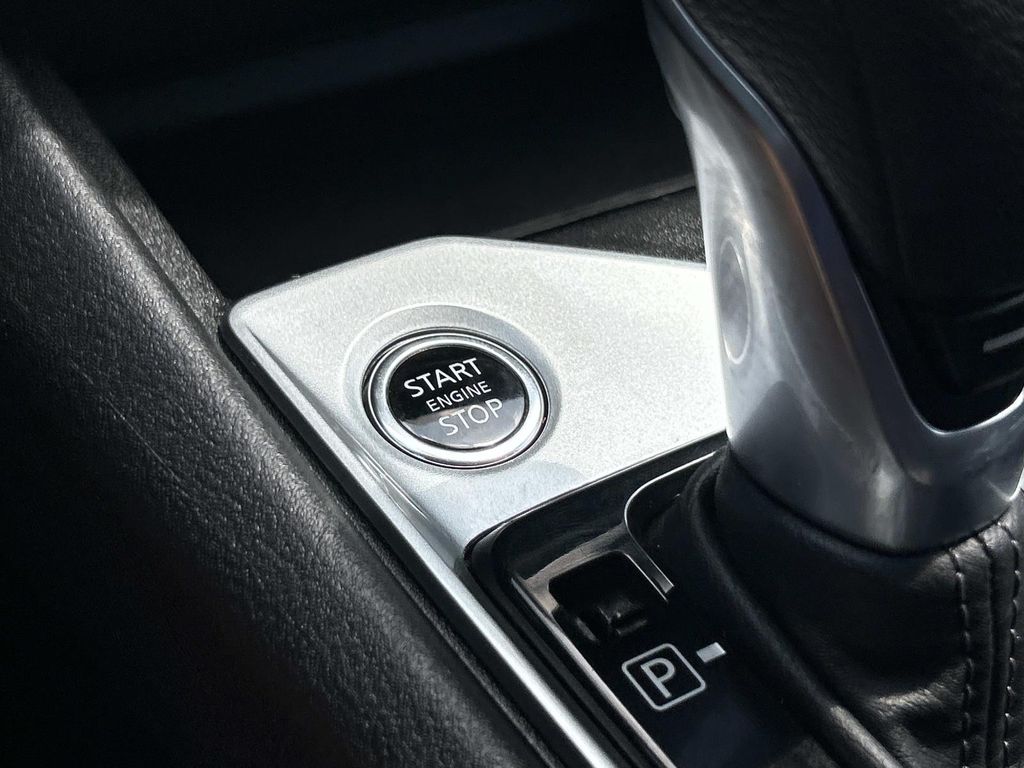 Used 2025 Nissan Altima Sedan