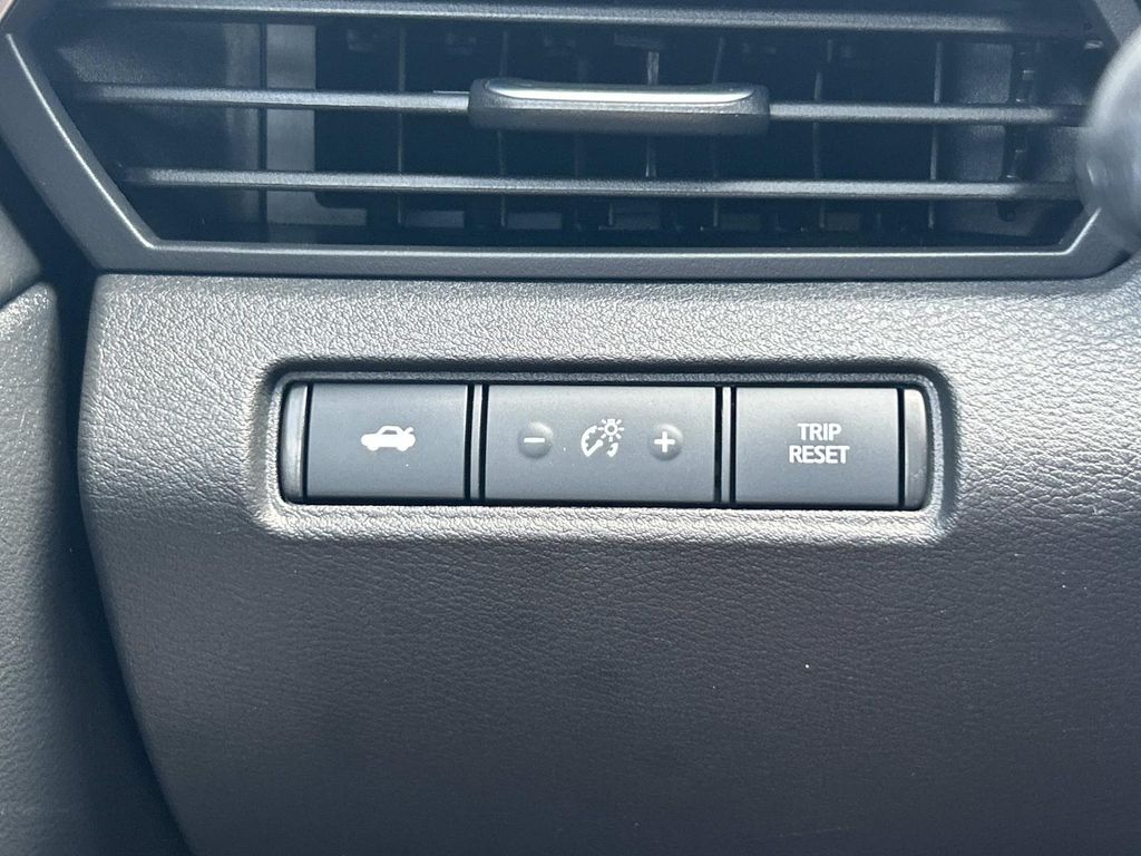 Used 2025 Nissan Altima Sedan