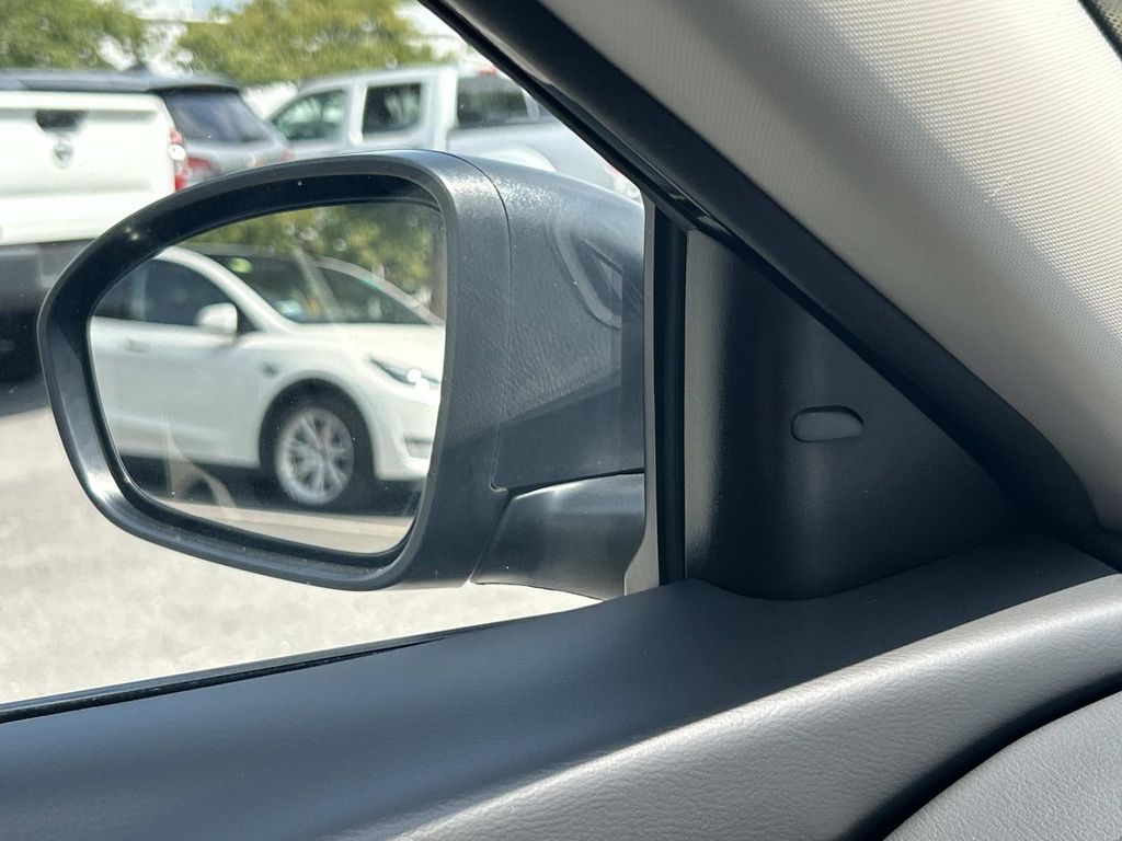 Used 2025 Nissan Altima Sedan