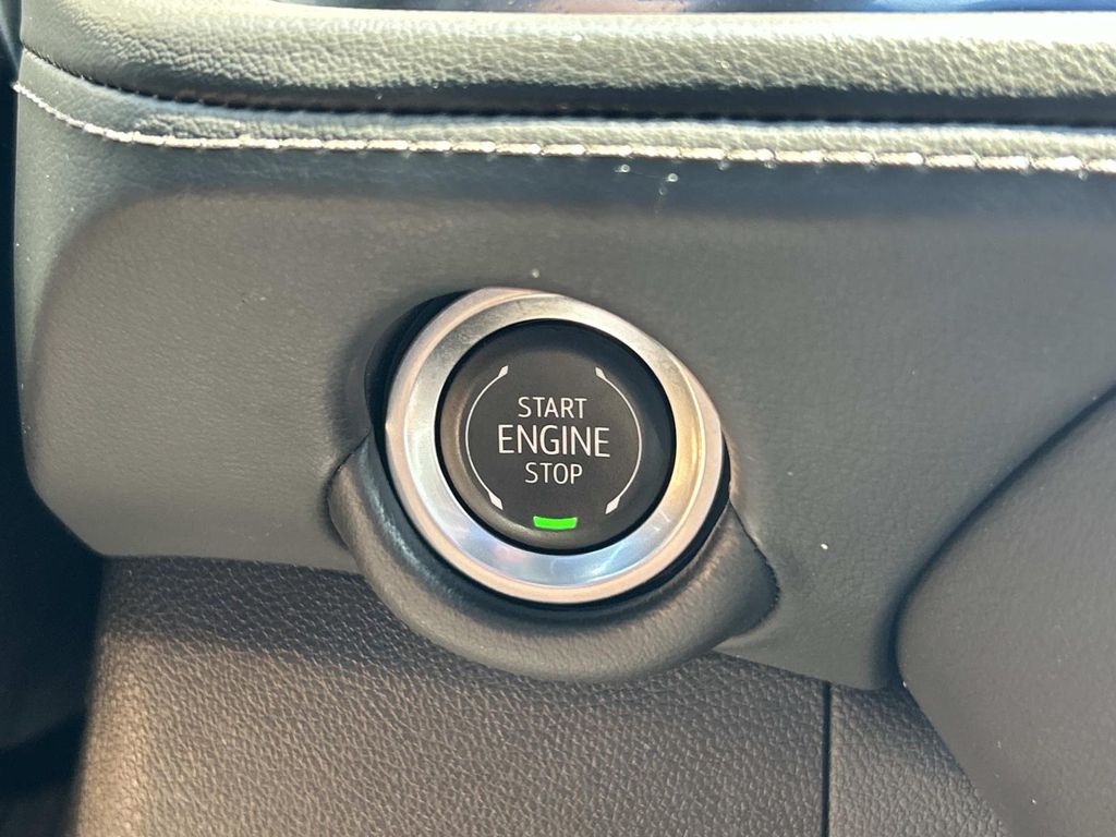 Used 2025 Chevrolet Suburban SUV