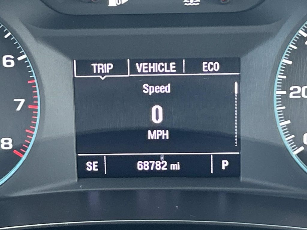 Vehicle photo 37